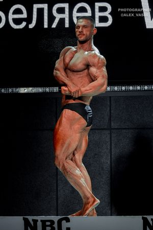 CLASSIC PHYSIQUE